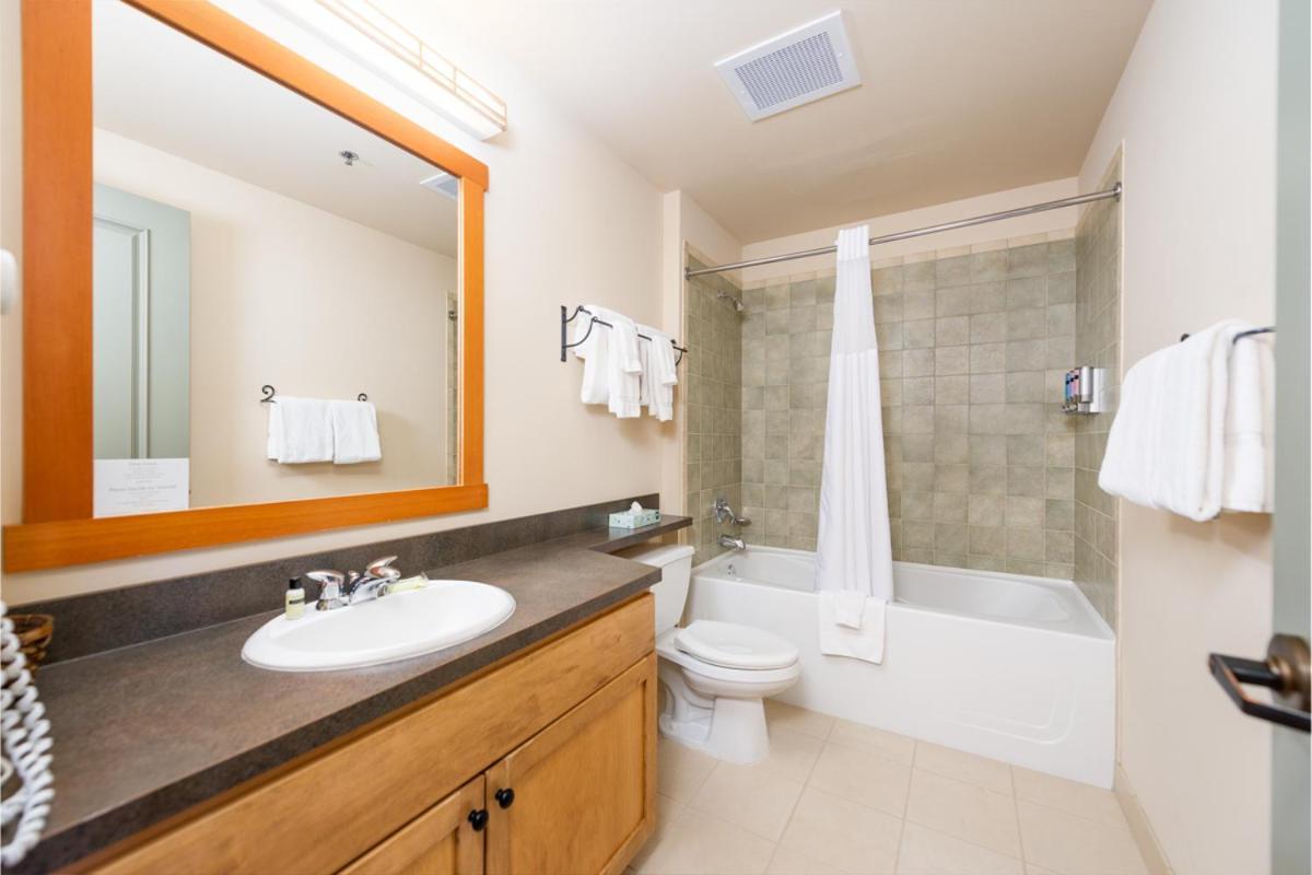 Schweitzer Mountain Resort White Pine Lodge Sandpoint Exterior photo