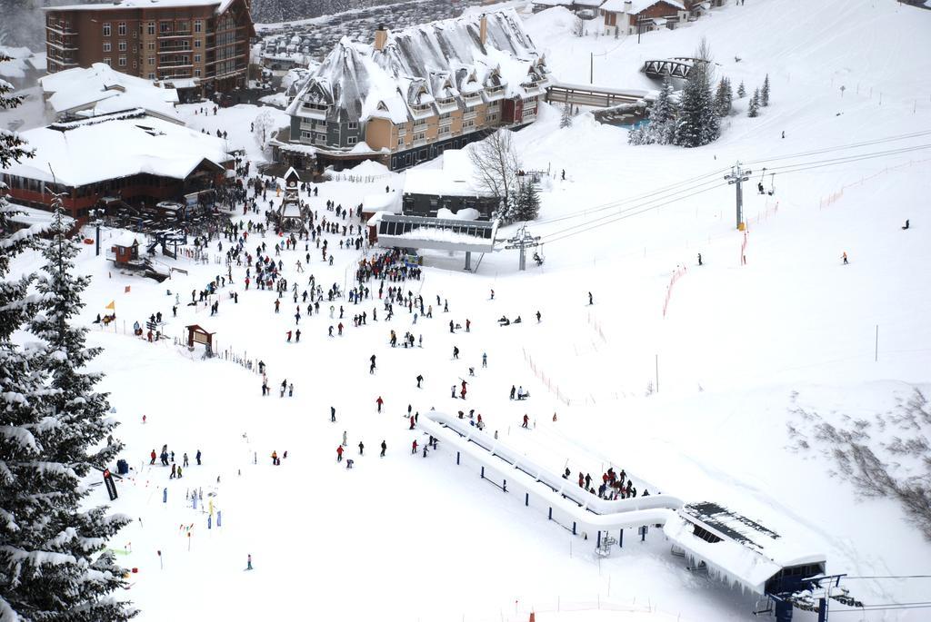 Schweitzer Mountain Resort White Pine Lodge Sandpoint Exterior photo