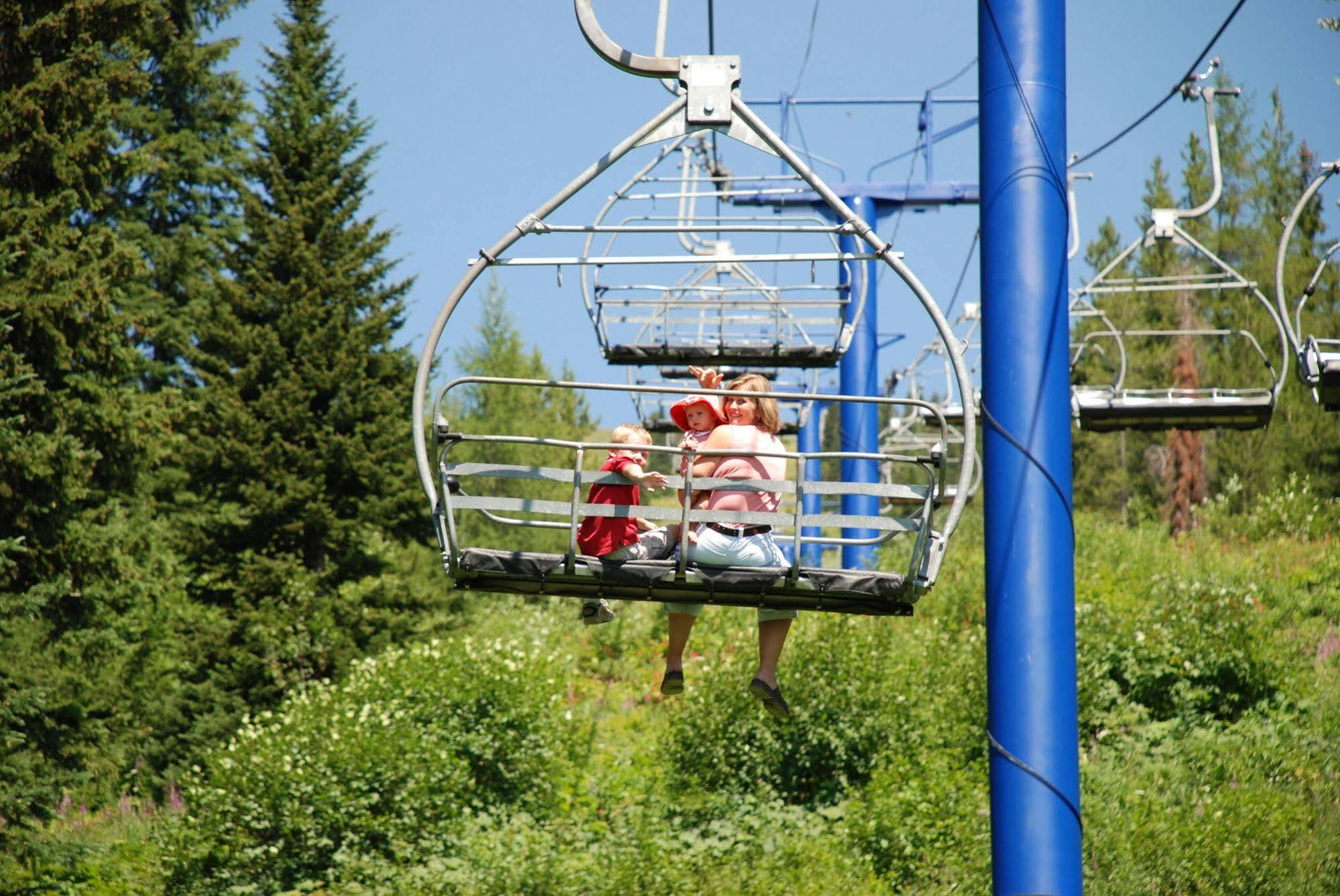 Schweitzer Mountain Resort White Pine Lodge Sandpoint Exterior photo